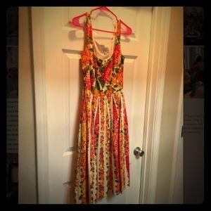 Floral tiki summer dress w pockets